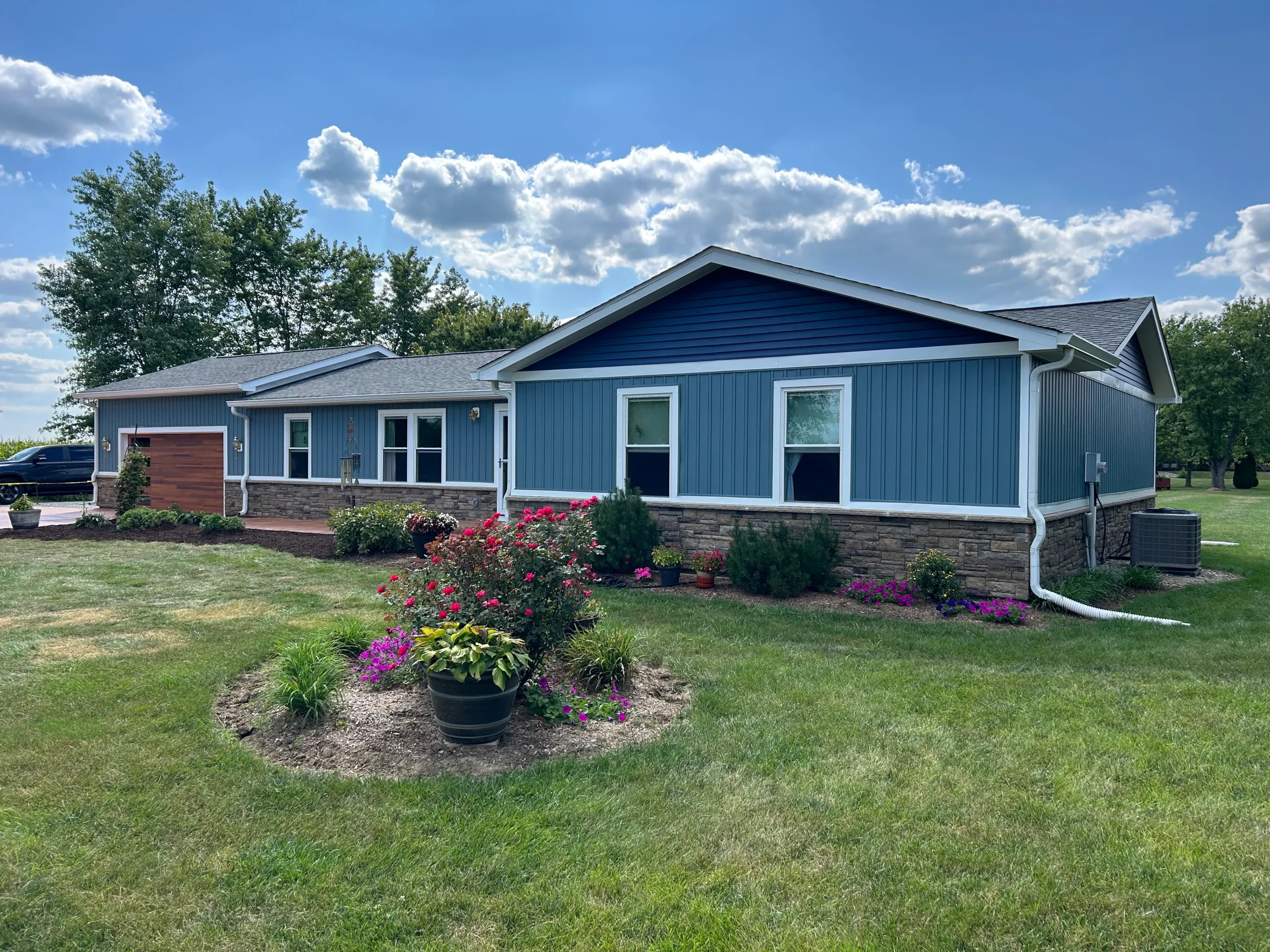 Custom Exteriors photo